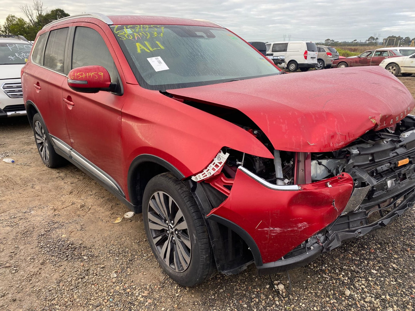 Mitsubishi Outlander SUV 2024 Auto - RH Guard/fender