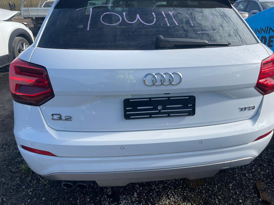 Audi Q2 2017 Auto -  Bootlid/Tailgate