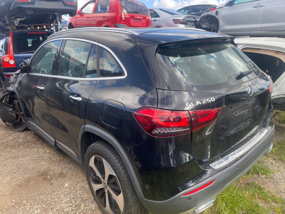 2024 Mercedes GLA200