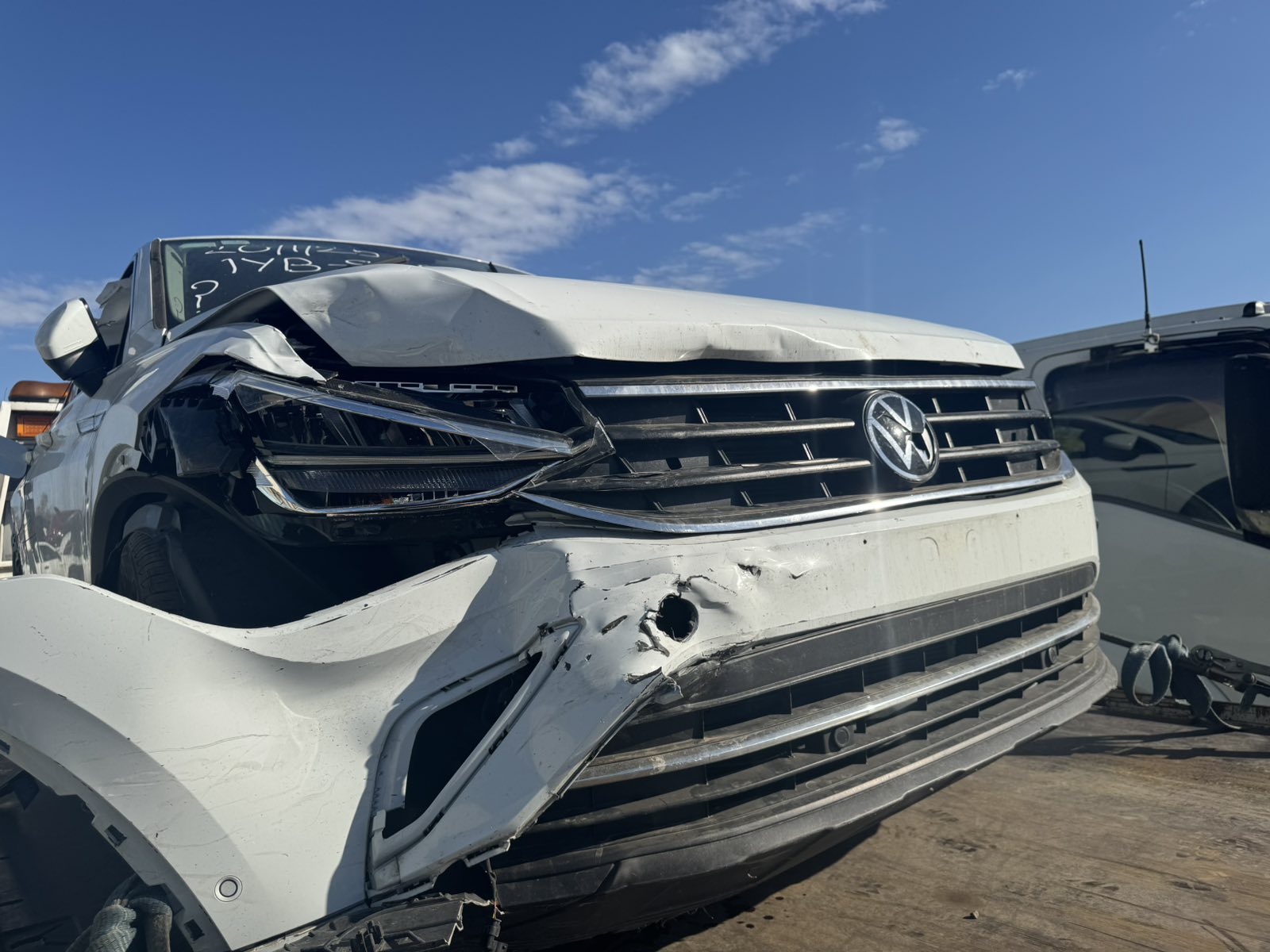 2024 Tiguan LEFT REAR DOOR